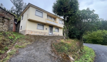 Casa en Orpin (Meira)