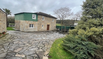 Casa no Real- Loentia (Castro de Rei)