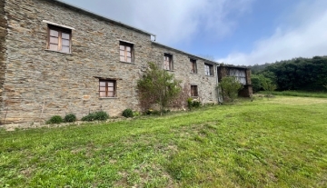 Casa en Vilaxusa (Trabada)